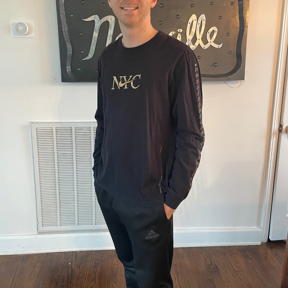 NYC BOROUGHS NIKE LONG SLEEVE